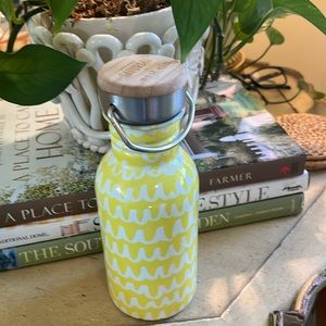 Kate Spade Saturday and West Elm collab water canteen. Yellow with white scallop